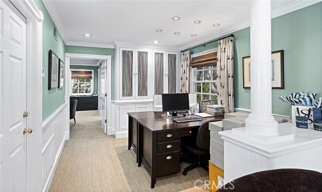 1 San Mateo Way, Corona del Mar CA: https://media.crmls.org/medias/a22e5c57-64ff-4812-9bbe-1dc1cfd52f34.jpg