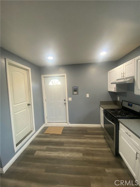 Detail Gallery Image 16 of 18 For 1616 W Palmer, Compton,  CA 90220 - 3 Beds | 2 Baths