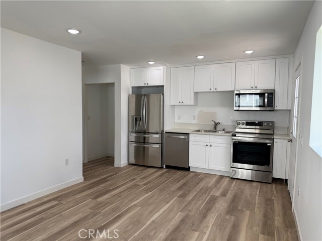 Detail Gallery Image 2 of 7 For 466 S Mott St, Los Angeles,  CA 90033 - 1 Beds | 1 Baths