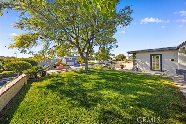 Detail Gallery Image 4 of 33 For 2118 Tierra Loma, Diamond Bar,  CA 91765 - 5 Beds | 3 Baths