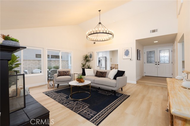 24595 Alcoba Drive, Mission Viejo CA: https://media.crmls.org/medias/a2322b69-d8f8-4f01-95cc-c335210fafe5.jpg