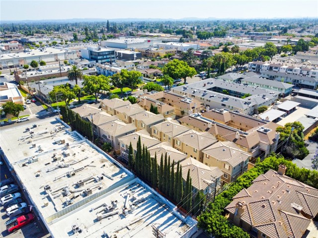 717 Arcadia Avenue, Arcadia CA: https://media.crmls.org/medias/a2326fb2-1c3f-42d8-b140-1fdb9b060b4e.jpg