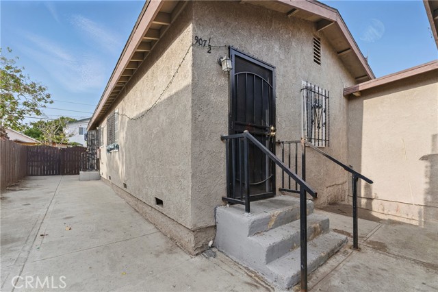 Detail Gallery Image 13 of 39 For 907 E 109th Pl, Los Angeles,  CA 90059 - – Beds | – Baths