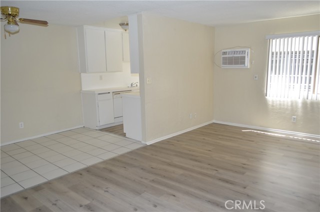 7028 Alabama Avenue, Canoga Park CA: https://media.crmls.org/medias/a2330202-2811-412c-9d28-3283679e8f55.jpg