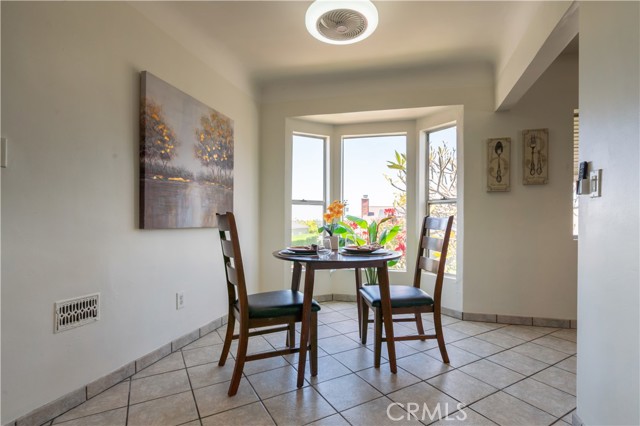 Detail Gallery Image 8 of 32 For 4435 Gateside Drive, Los Angeles,  CA 90032 - 2 Beds | 1 Baths