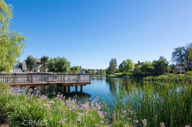 Detail Gallery Image 32 of 41 For 23361 Pike, Valencia,  CA 91355 - 4 Beds | 3 Baths