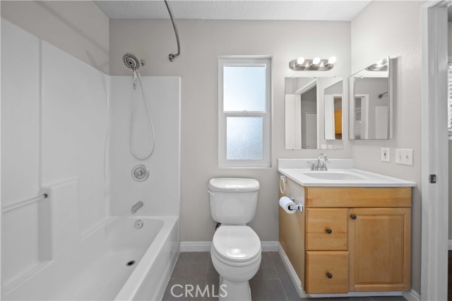 Detail Gallery Image 21 of 27 For 43007 Pearlwood Dr, Lancaster,  CA 93536 - 4 Beds | 4 Baths