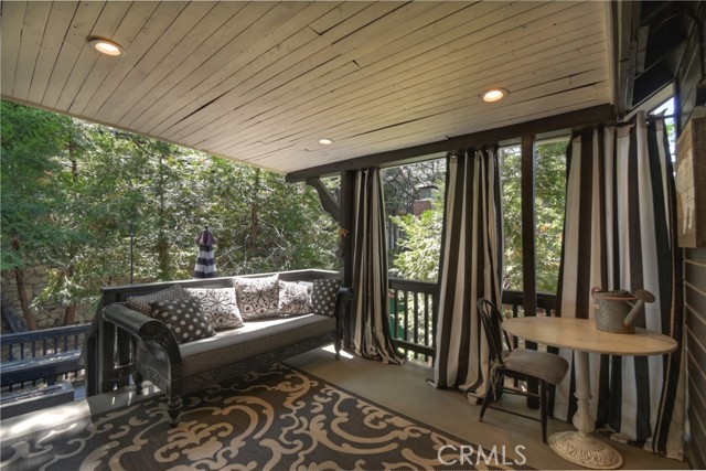 Detail Gallery Image 26 of 42 For 533 Sunderland, Lake Arrowhead,  CA 92352 - 3 Beds | 3/1 Baths