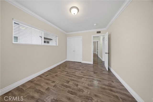 Detail Gallery Image 20 of 32 For 6906 Mclennan Ave, Lake Balboa,  CA 91406 - 3 Beds | 3 Baths