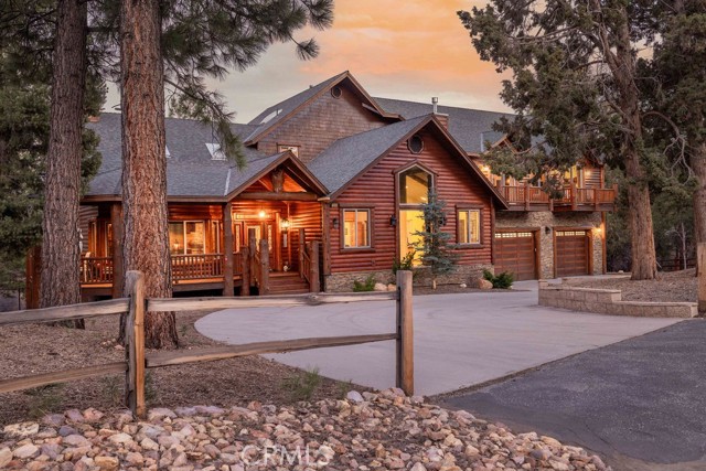 Detail Gallery Image 2 of 67 For 1046 Heritage, Big Bear City,  CA 92314 - 5 Beds | 4/1 Baths