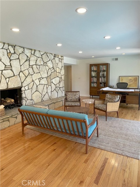 Detail Gallery Image 9 of 29 For 28752 Crestridge Rd, Rancho Palos Verdes,  CA 90275 - 4 Beds | 2/1 Baths