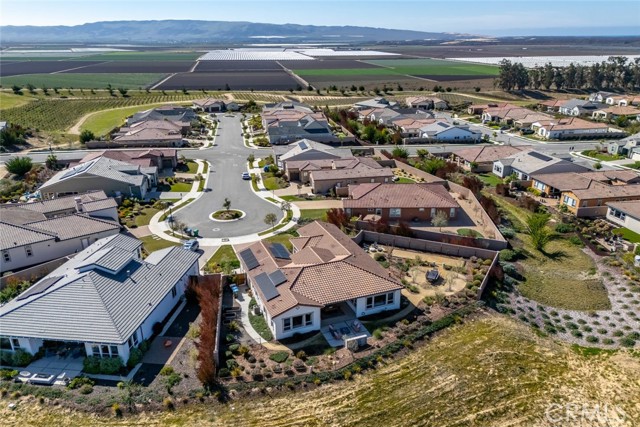 1330 Riley Lane, Nipomo CA: https://media.crmls.org/medias/a23530bf-6617-4838-b4eb-a255e26c2ee2.jpg