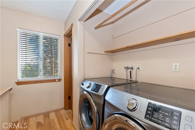 Detail Gallery Image 15 of 32 For 23819 Scenic Dr, Crestline,  CA 92325 - 2 Beds | 1/1 Baths