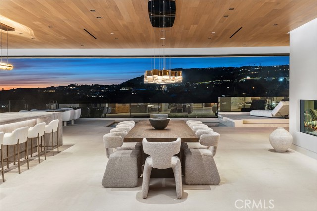 13 Ritz Cove Drive, Dana Point CA: https://media.crmls.org/medias/a235f4b4-7eca-4cd4-be25-8e5d1b143935.jpg