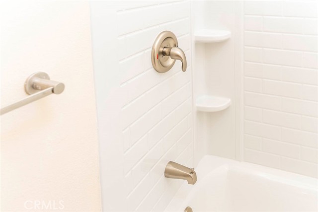 4436 Sandburg Way, Irvine CA: https://media.crmls.org/medias/a2367364-679a-44e8-b3de-f8cd7a84939b.jpg