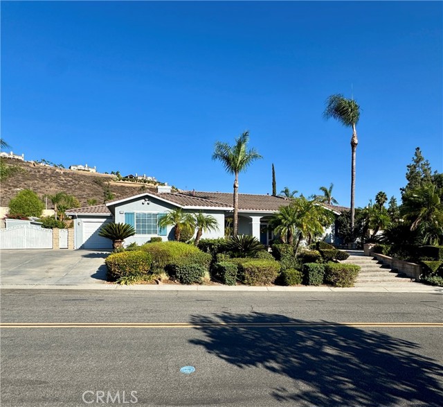 1231 El Paso Drive, Norco CA: https://media.crmls.org/medias/a236e0f7-7974-4120-ae1c-9b6850570fdb.jpg