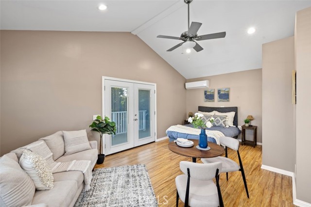 Detail Gallery Image 11 of 11 For 2755 N Lincoln St, Burbank,  CA 91504 - 3 Beds | 2 Baths