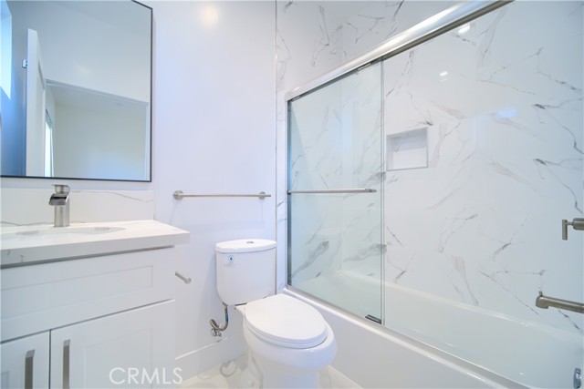 4455 S Slauson Avenue, Culver City CA: https://media.crmls.org/medias/a237524b-221a-4d7b-a705-ddf1e71c44ca.jpg