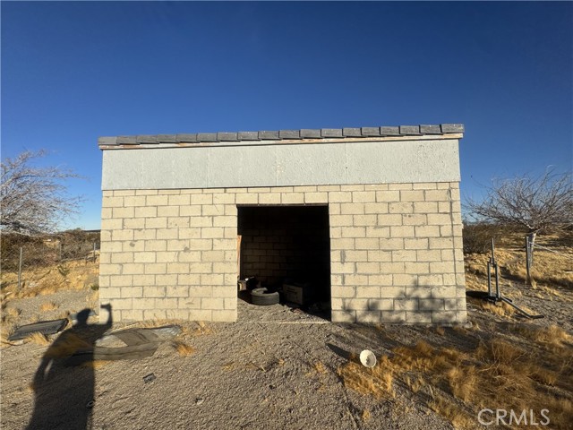 Detail Gallery Image 6 of 11 For 7698 Auburn Ave, Adelanto,  CA 92301 - 2 Beds | 1/1 Baths