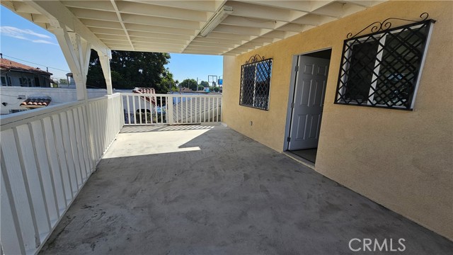 Detail Gallery Image 12 of 28 For 2921 W Florence, Los Angeles,  CA 90043 - – Beds | – Baths