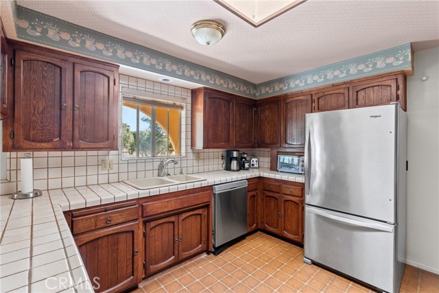 1529 Pomeroy Road, Arroyo Grande CA: https://media.crmls.org/medias/a23bb8a6-585b-4da4-a200-5b33cfece7bd.jpg