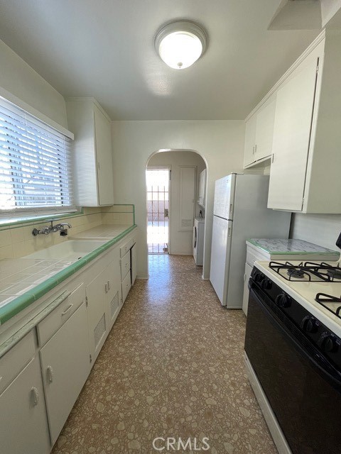 Detail Gallery Image 9 of 28 For 1018 Spazier Ave #B,  Glendale,  CA 91201 - 1 Beds | 1 Baths