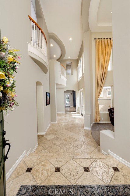 10 Spring Grove, Irvine CA: https://media.crmls.org/medias/a23c4cd5-7fbc-4c70-8cf6-9e9d34aa1198.jpg