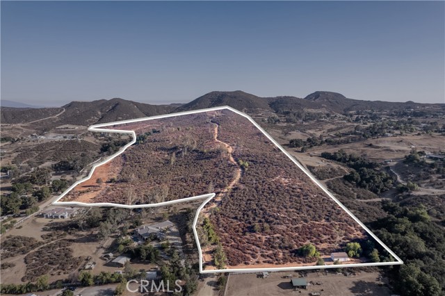 31355 Wild Lilac, Menifee CA: https://media.crmls.org/medias/a23ca303-bfce-48b6-8273-cd28bd57b593.jpg
