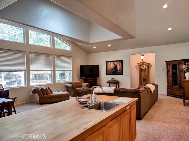 Detail Gallery Image 10 of 30 For 2949 Buckingham Dr, Kelseyville,  CA 95451 - 3 Beds | 2 Baths