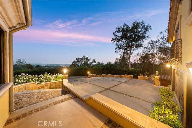 Detail Gallery Image 16 of 66 For 607 West, La Habra Heights,  CA 90631 - 5 Beds | 4 Baths