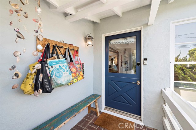 Detail Gallery Image 32 of 41 For 1016 Catalina, Laguna Beach,  CA 92651 - 3 Beds | 2 Baths