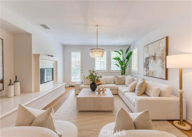 8034 E Portico, Orange CA: https://media.crmls.org/medias/a23e3b68-545b-4f14-8248-8a1fd232341a.jpg