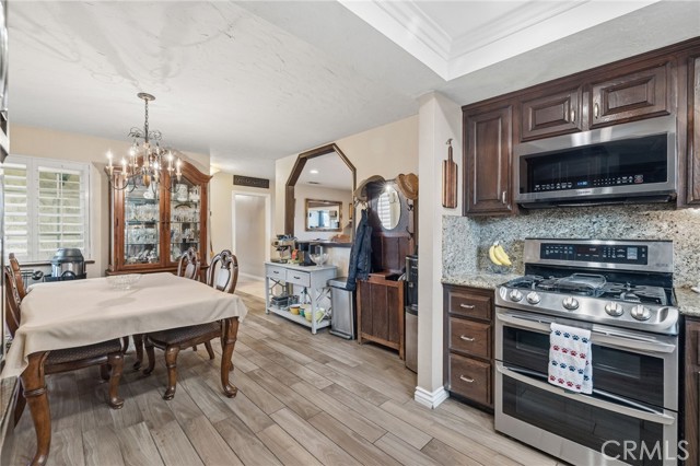 Detail Gallery Image 25 of 54 For 6021 Ivory Cir, Huntington Beach,  CA 92647 - 4 Beds | 2 Baths