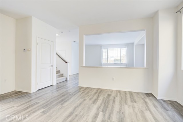 Detail Gallery Image 15 of 42 For 469 Niagara Ct, Corona,  CA 92878 - 4 Beds | 2/1 Baths