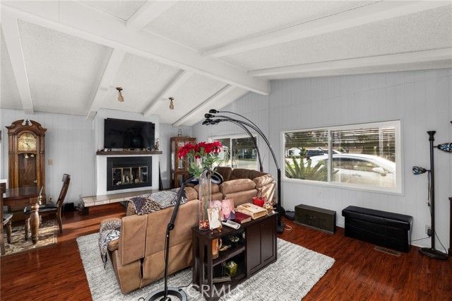 Detail Gallery Image 9 of 39 For 13381 Magnolia #35,  Corona,  CA 92879 - 2 Beds | 2 Baths