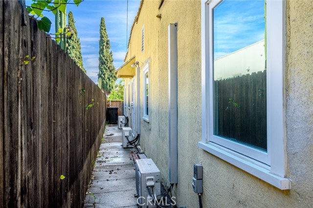 Detail Gallery Image 21 of 21 For 325 Lafayette, Glendale,  CA 91205 - 2 Beds | 1 Baths