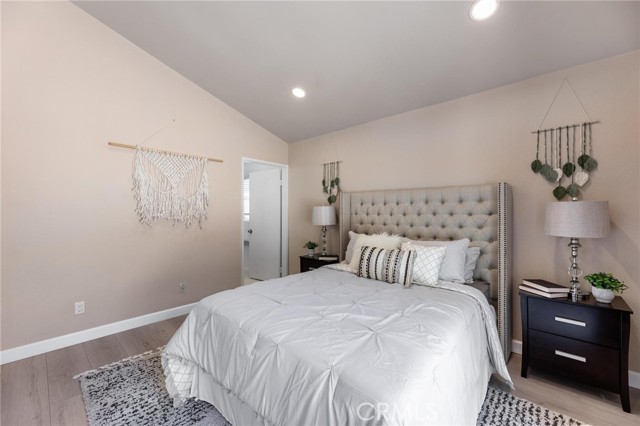 Detail Gallery Image 27 of 60 For 11715 Garrick Ave, Sylmar,  CA 91342 - 3 Beds | 2 Baths