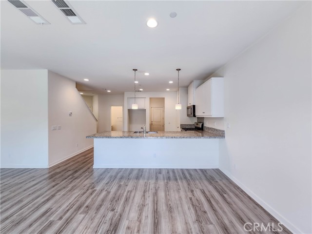 Detail Gallery Image 18 of 69 For 27377 Caprock Way, Moreno Valley,  CA 92555 - 3 Beds | 2/1 Baths