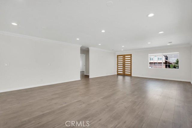 5434 Sylvia Avenue, Tarzana CA: https://media.crmls.org/medias/a2409637-985d-4039-af1a-5907f5b26292.jpg