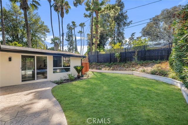4941 Rigoletto Street, Woodland Hills CA: https://media.crmls.org/medias/a242d66b-67d5-4e20-99f0-df8ce6fd52a9.jpg