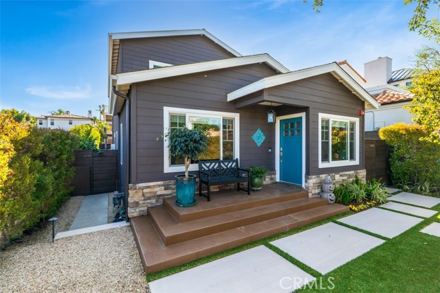 732 36th Street, Manhattan Beach, California 90266, 4 Bedrooms Bedrooms, ,3 BathroomsBathrooms,Residential,Sold,36th,SB21235456