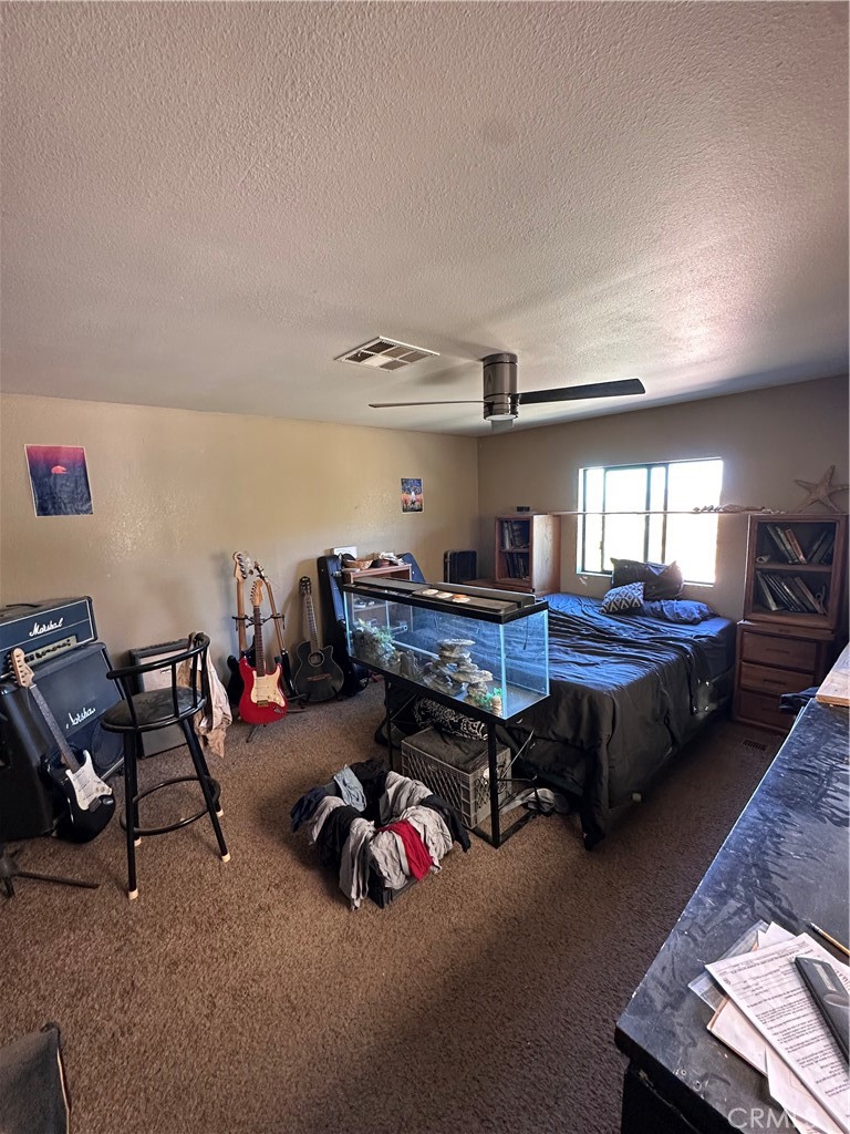 https://media.crmls.org/medias/a243c2c4-dc63-46e7-a031-ab371e5e8a3b.jpg?preset=X-Large