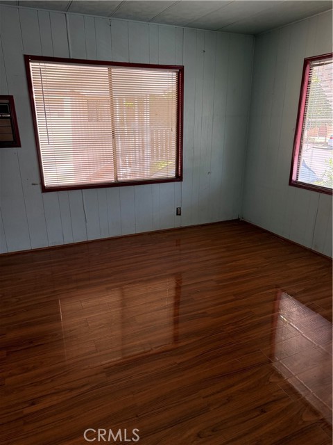 1527 S Standard, Santa Ana CA: https://media.crmls.org/medias/a2441054-b868-4cb8-abc2-66500cf57818.jpg