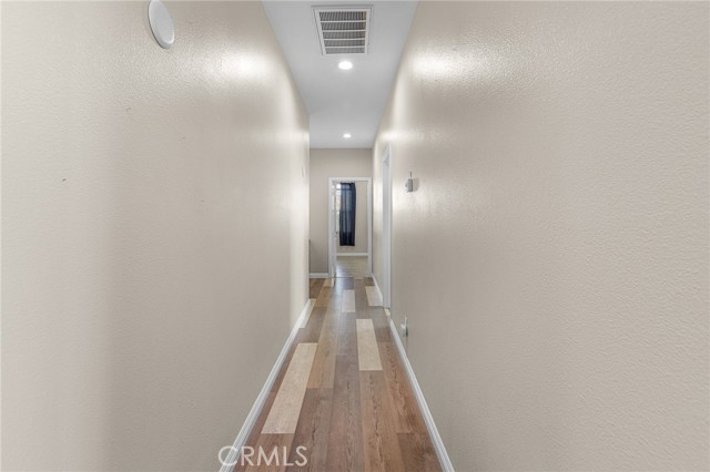 Detail Gallery Image 20 of 44 For 6758 N Shannon Ln, San Bernardino,  CA 92407 - 4 Beds | 3/1 Baths