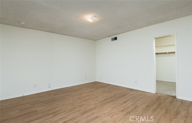 Detail Gallery Image 22 of 50 For 303 S Kenneth Rd, Burbank,  CA 91501 - 7 Beds | 6 Baths