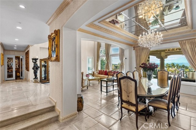 3724 Winford Drive, Tarzana CA: https://media.crmls.org/medias/a24542c9-7d21-4a1c-b3ba-2f6509ab58ff.jpg