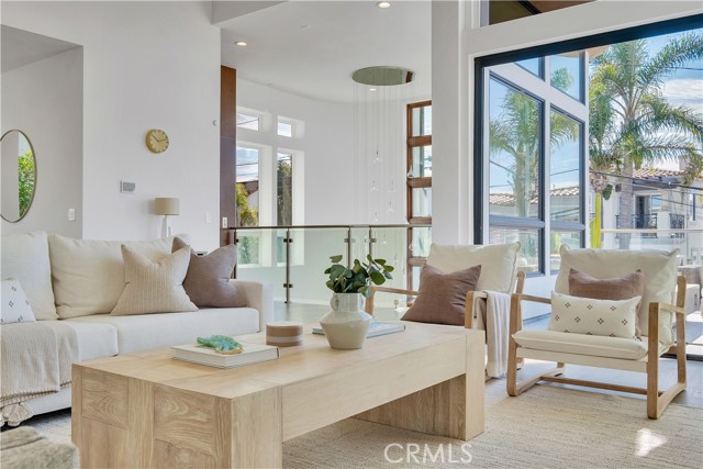 Detail Gallery Image 2 of 73 For 719 1st Pl, Hermosa Beach,  CA 90254 - 4 Beds | 4 Baths