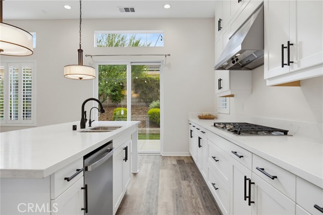25110 Citron Ln, Los Angeles County, CA 91387 photo 15