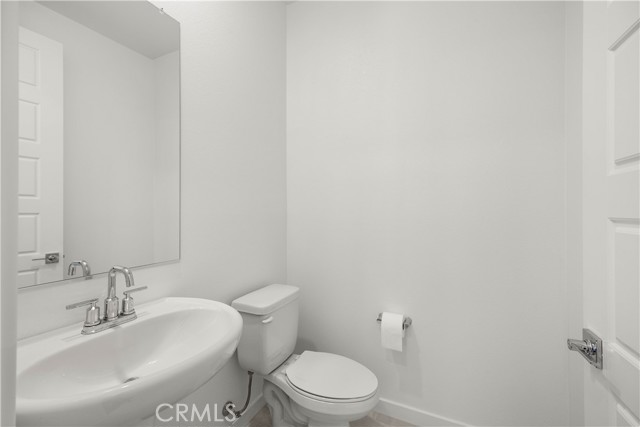 Detail Gallery Image 23 of 67 For 1348 Plaza Del Amo, Torrance,  CA 90501 - 3 Beds | 2/1 Baths