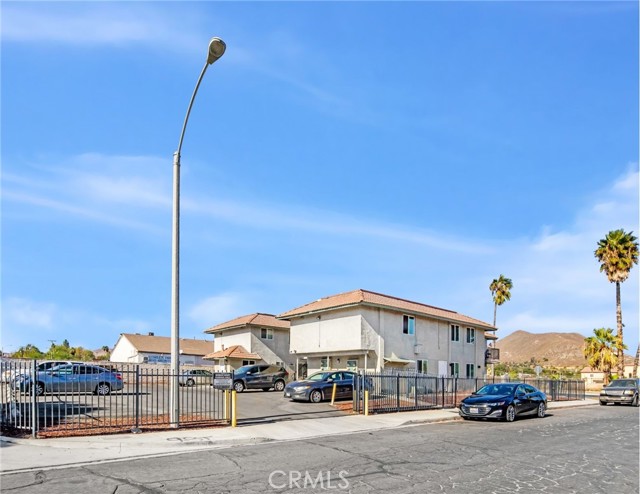 Detail Gallery Image 8 of 41 For 5748 Tilton Ave, Jurupa Valley,  CA 92509 - – Beds | – Baths